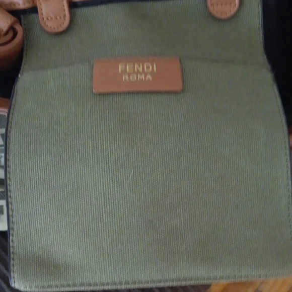 Fendi Medium Peek A Boo Tote GUC - Picture 3 of 11